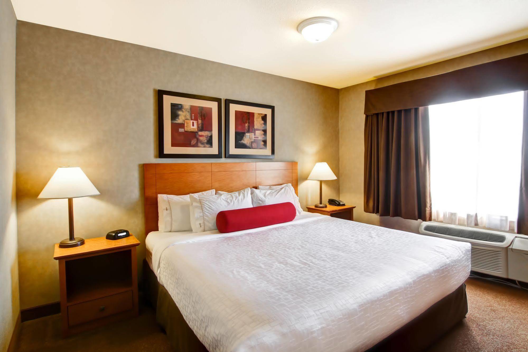 Hotel Clarion Pointe Rimbey Exteriér fotografie